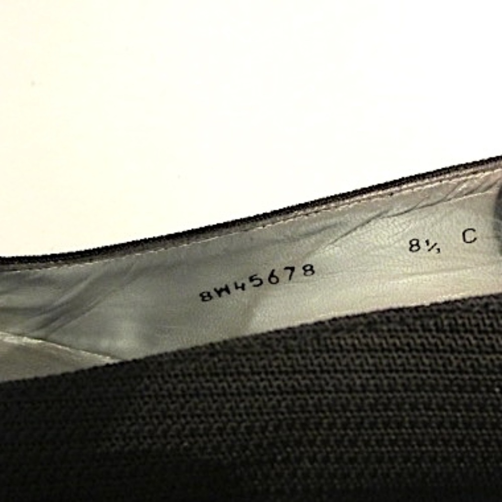 Stuart Weitzman Black Ballerina Pumps, Size 8.5C - Picture 6 of 9